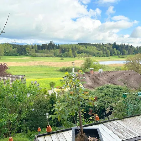 Panorama-haus Saentis - Schlafzimmer, Wohnzimmer, Kueche, Bad, Sonnenterrasse Mit Bergblick Im Garten Wangen im Allgäu