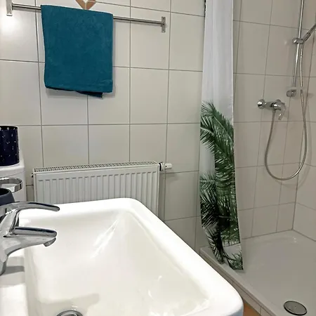 Panorama-haus Saentis - Schlafzimmer, Wohnzimmer, Kueche, Bad, Sonnenterrasse Mit Bergblick Im Garten Appartement Wangen im Allgäu